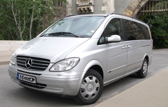budapest airport taxi transfer to city mercedes viano business edition